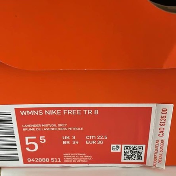 BRAND NEW women nike Nike free tr 8 shoes size US 5.5 - Picture 8 of 8